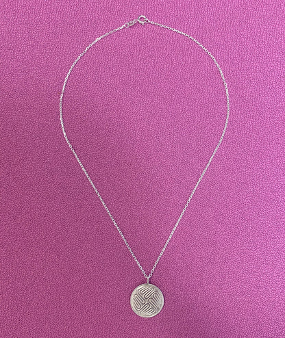 Medulla Pendant & Chain